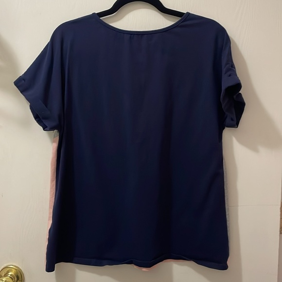 Color Block Short Sleeve Top - Picture 5 of 9